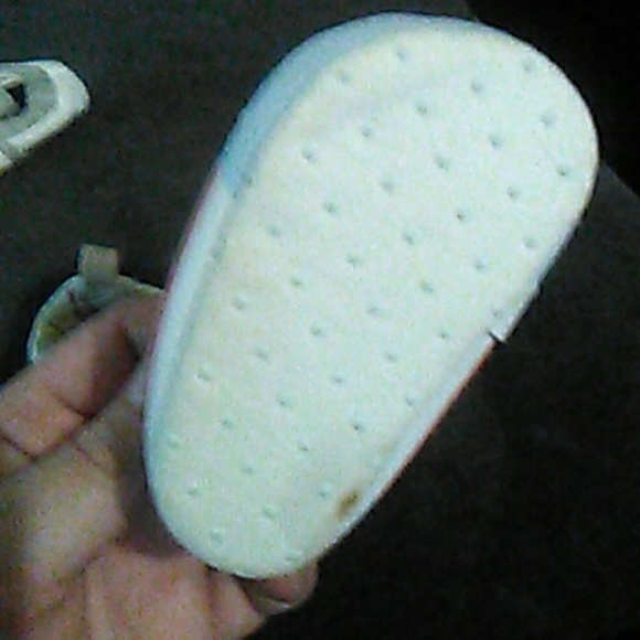 Baby Shoe Bundle 0-3 Months - Picture 4 of 5